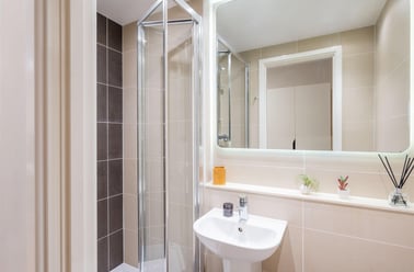 Brougham Hayes, City Centre, Bath - Image 3